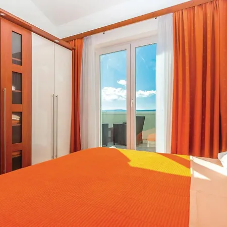 Apartamento Stunning In With Wifi