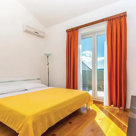 Pet Friendly In With Wifi * Selce